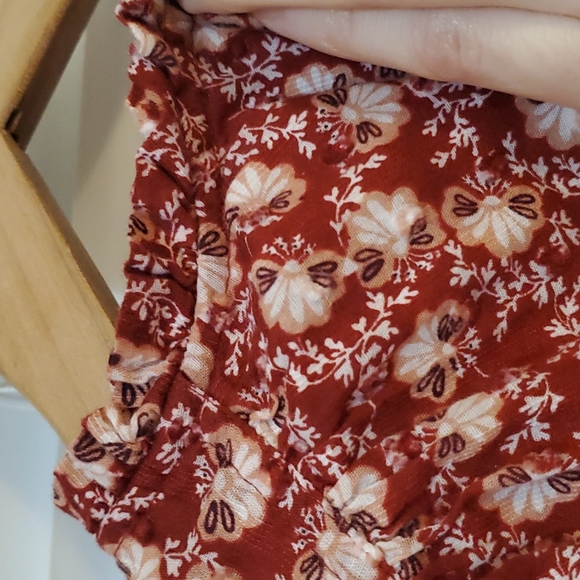 LOFT Floral Blouse - Picture 4 of 5